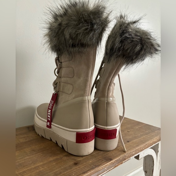 SOREL
Women's Joan of Arctic Next Boot - Picture 2 of 8